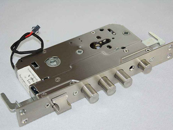 大理24小时上门开锁公司